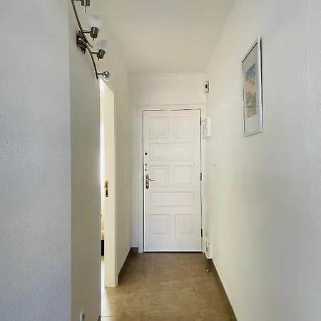 Brisas Del Mar Apartment *
